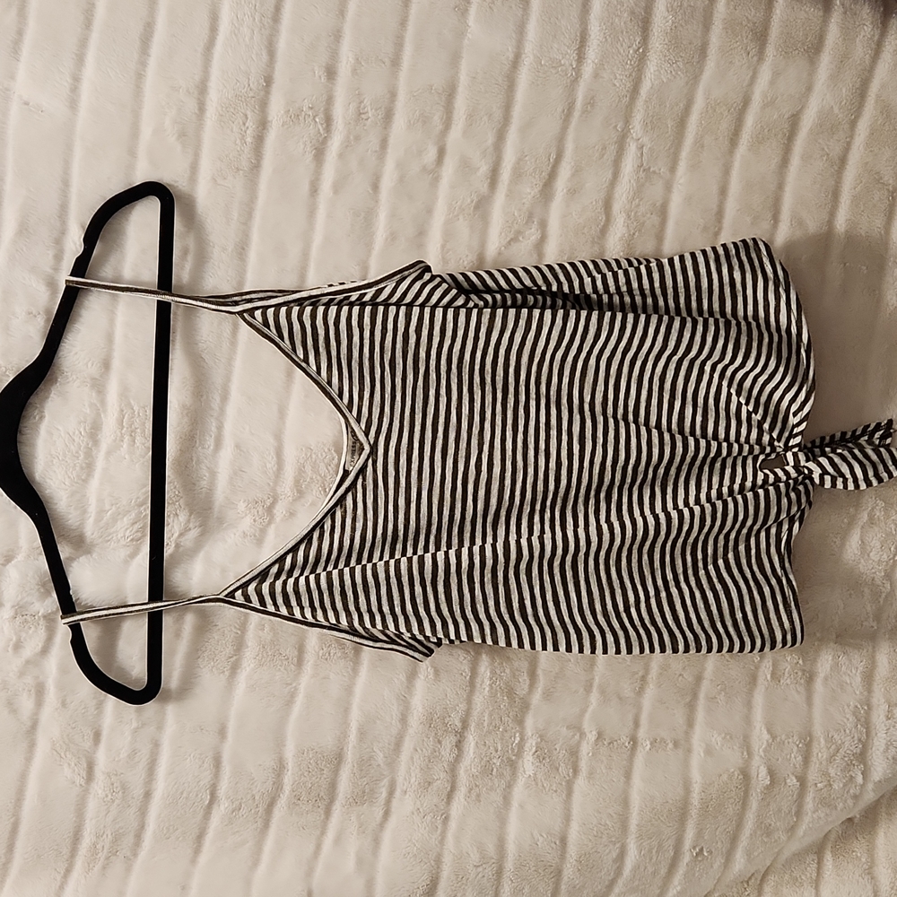 Express striped, tie front tank